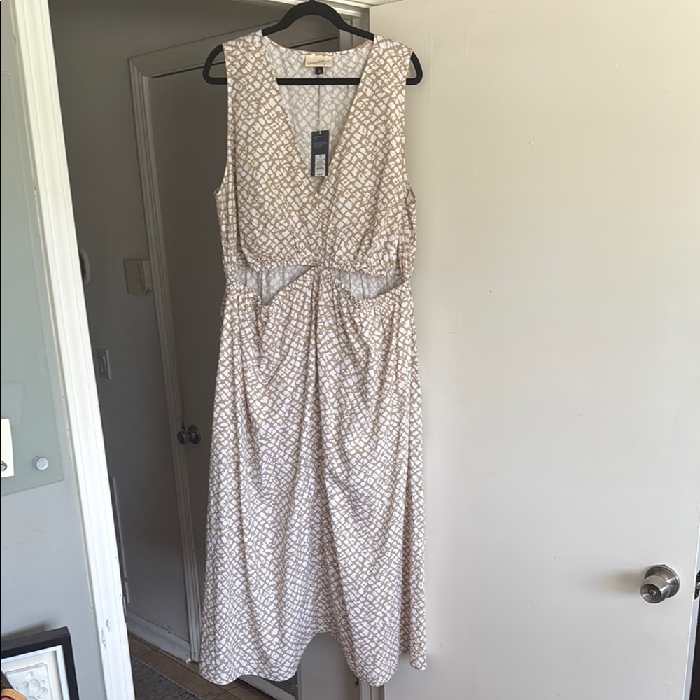 Universal Thread White and Tan Tie Front Sundress